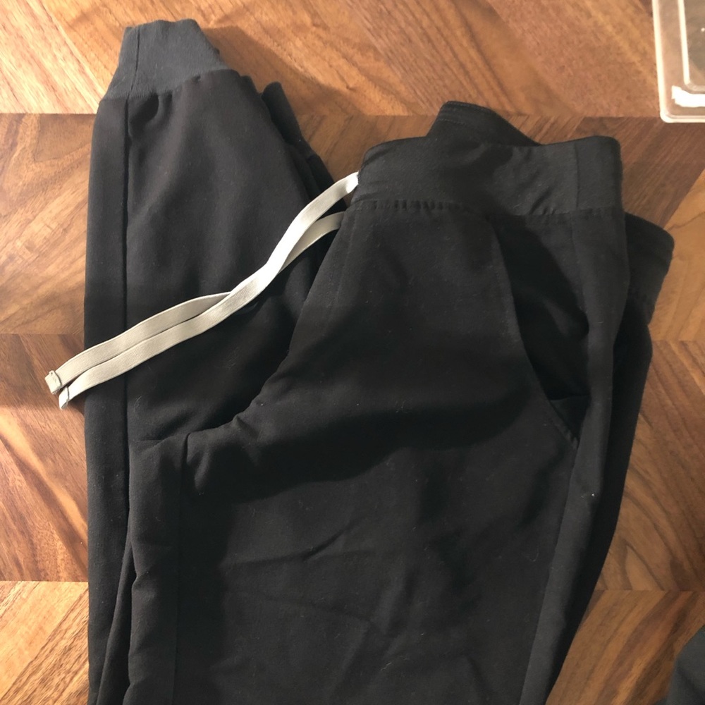 Figs Black Zamora Jogger Small